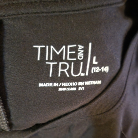 Time and Tru sleeveless loose fit dress with pockets - Picture 5 of 12